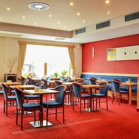 Hotel Slovan Comfort Jeseník Buitenkant foto