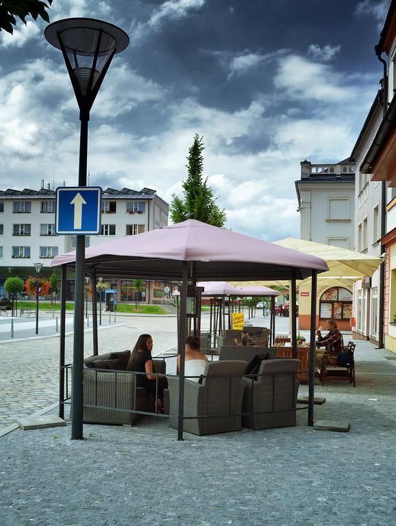 Hotel Slovan Comfort Jeseník Buitenkant foto